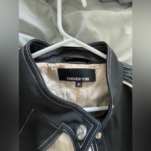 Jones New York Jacket - Picture 3 of 4